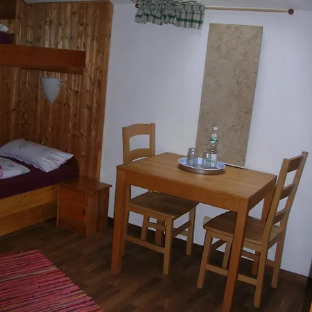 Radl-Nest Homestay Riedenburg